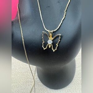 Yellow gold 14k 18” chain necklace w/ gold diamond butterfly pendant